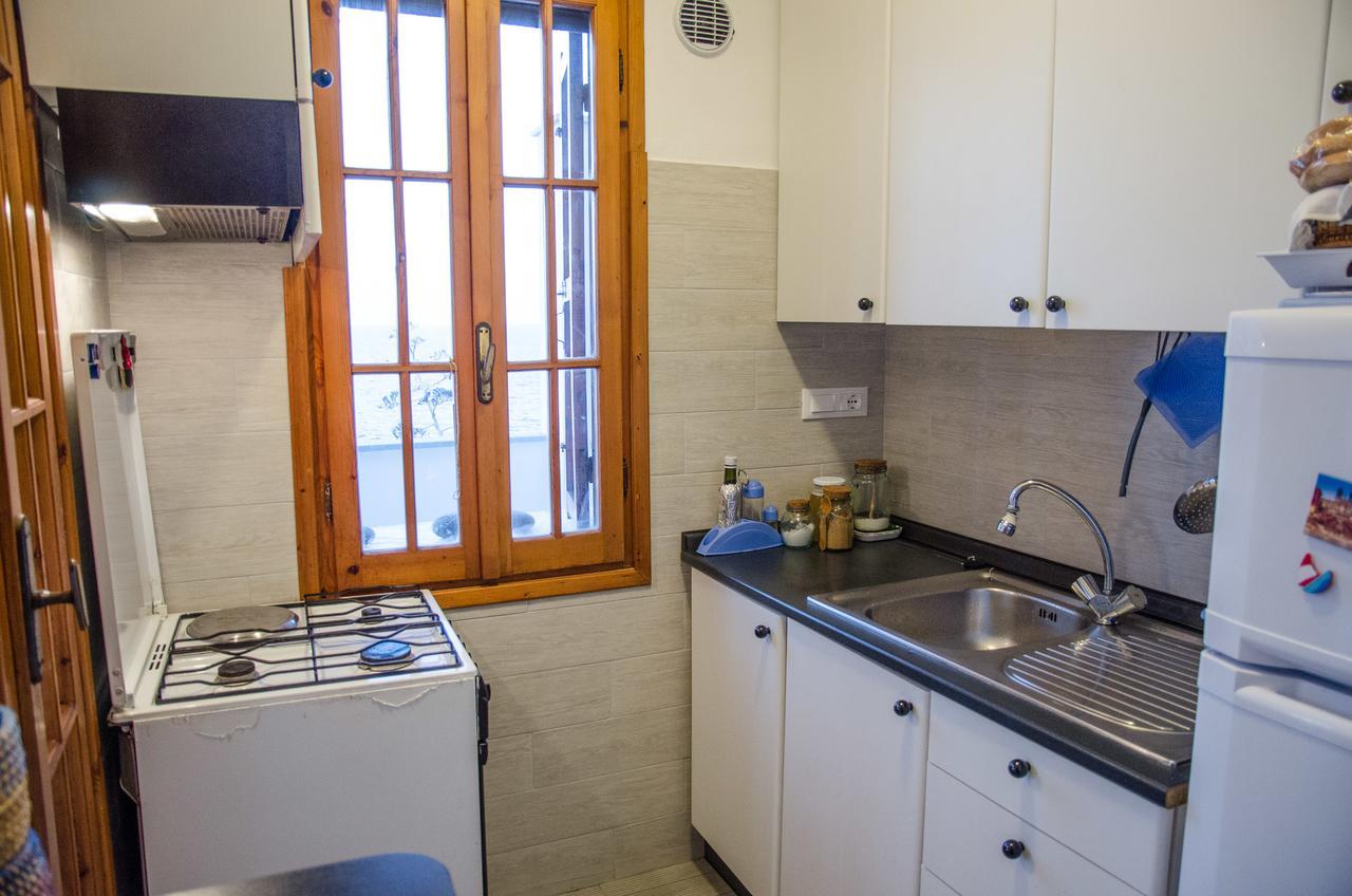 Seaside Holiday Apartment - Unique Location Cipressa Ngoại thất bức ảnh